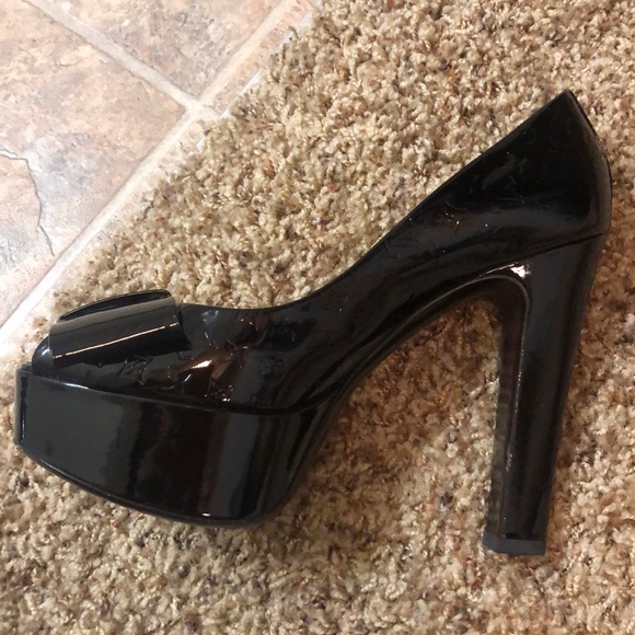 Louis Vuitton Pumps - Picture 5 of 8